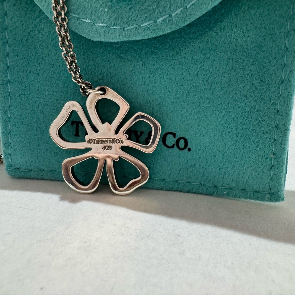 Tiffany & Co. Elsa Peretti Open Flower Pendant Necklace – Large Sterling Silver - Picture 2 of 2